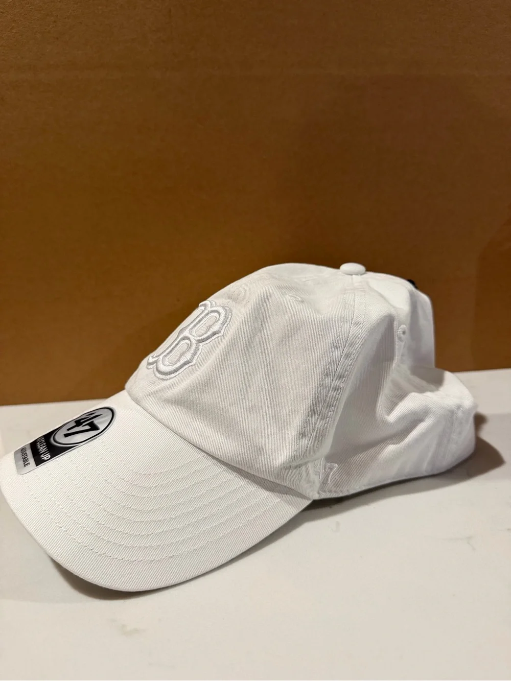 '47 Clean Up Adjustable White Cap Boston Red Sox MLB One Size